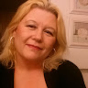 Meet your Posher, Deborah